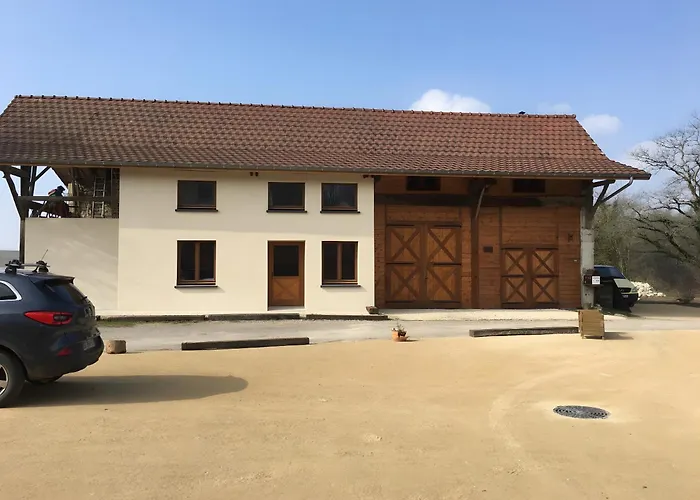Des Buis De L'ain Holiday home Groslee